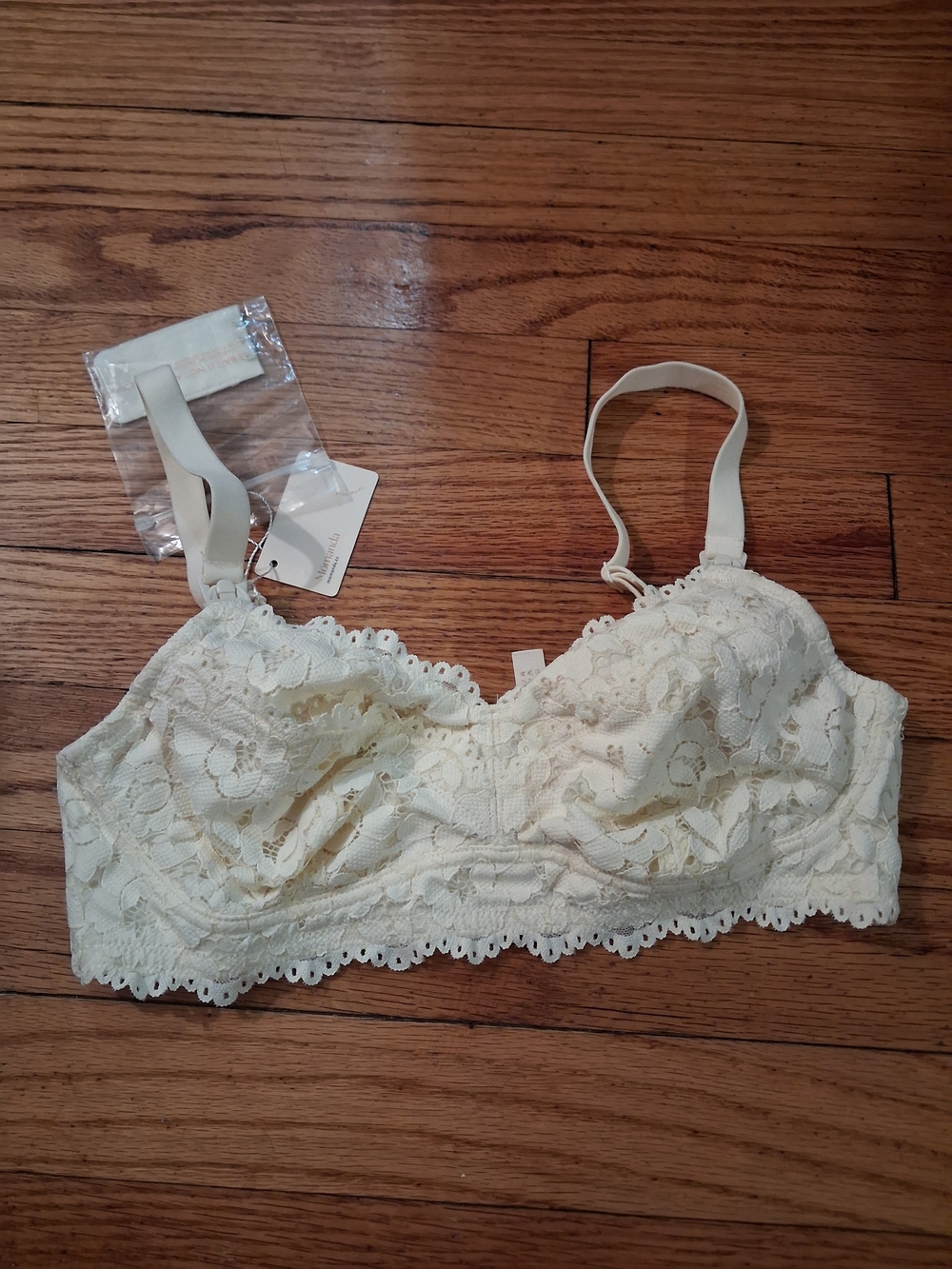 Momanda Nursing/Breast Pumping Bra